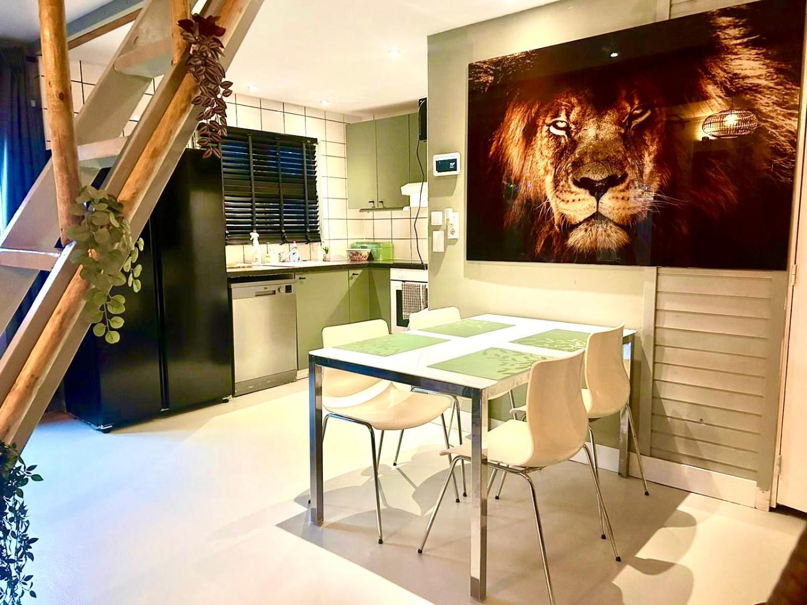 Jungle Style Lodge With Jacuzzi ,Sauna And Garden Near Amsterdam Vijfhuizen Eksteriør billede